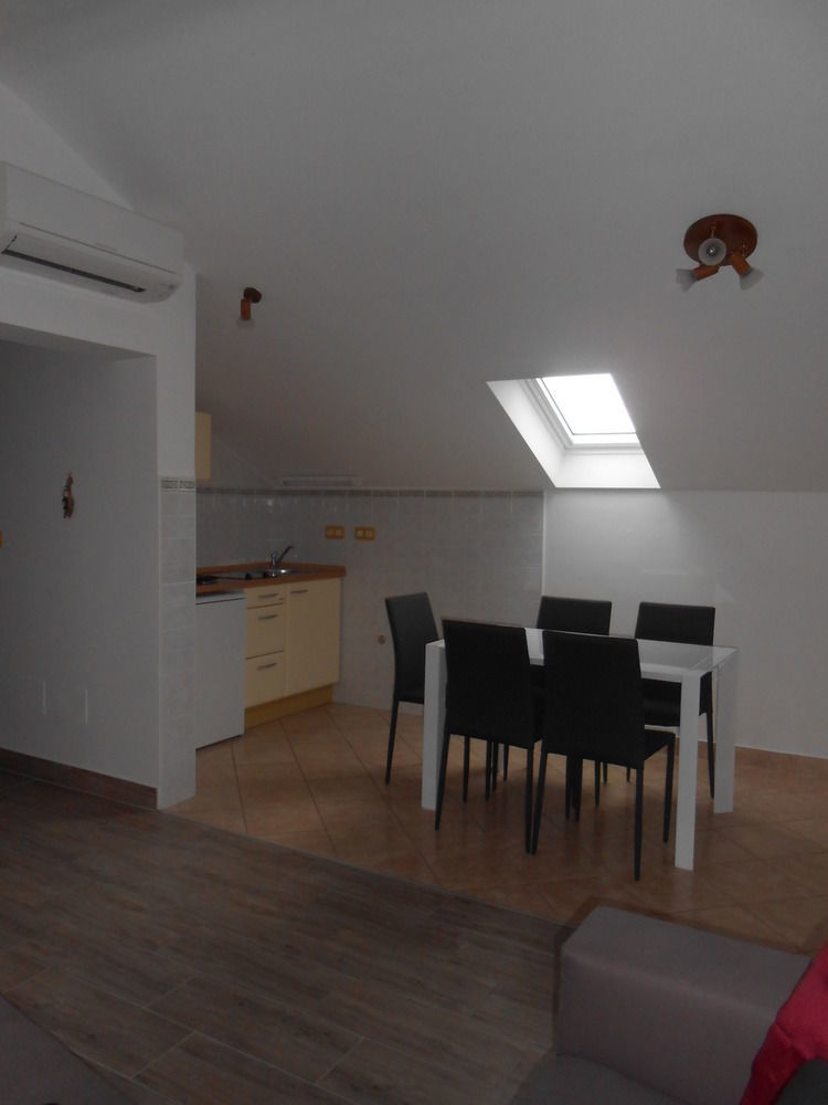 Kristina Bed and breakfast 3*